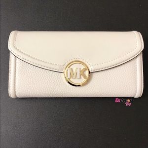 Michael Kors Fulton Large Flap Leather Wallet